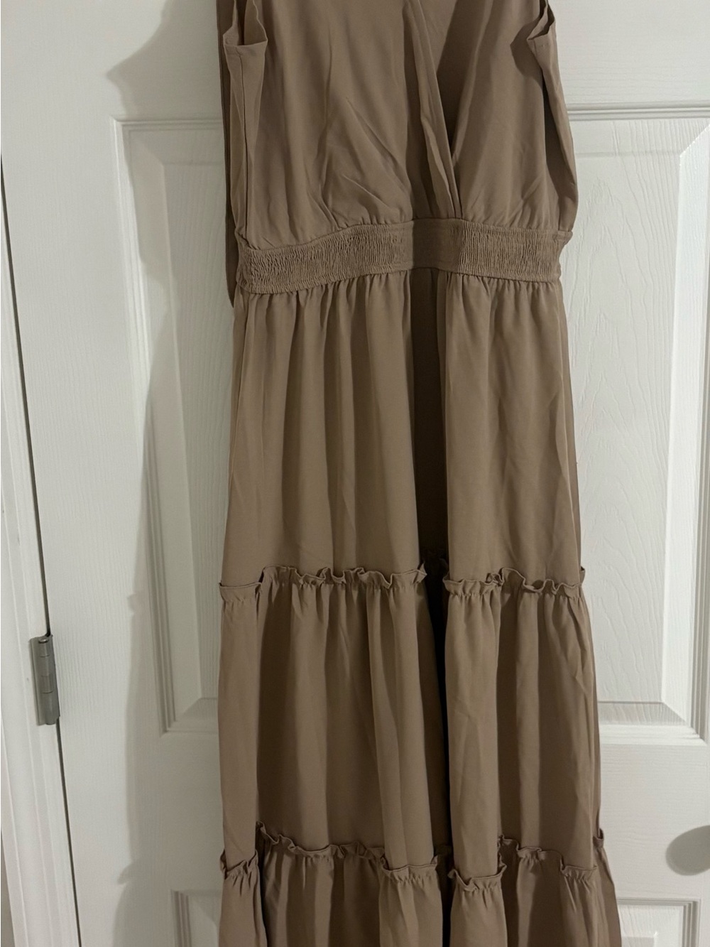 Pretty garden Sleeveless Tiered Maxi Dress in Taupe